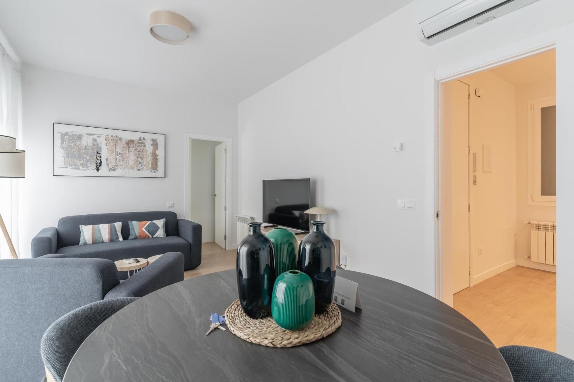 Renovated Modern -4 Bedrooms 2baths-salamanca Appartement Madrid